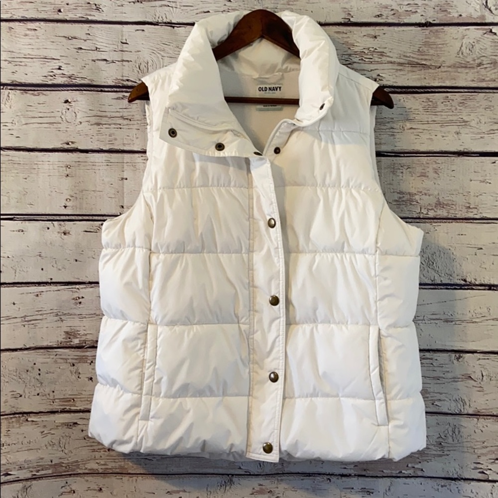 ❄️Old Navy White Vest